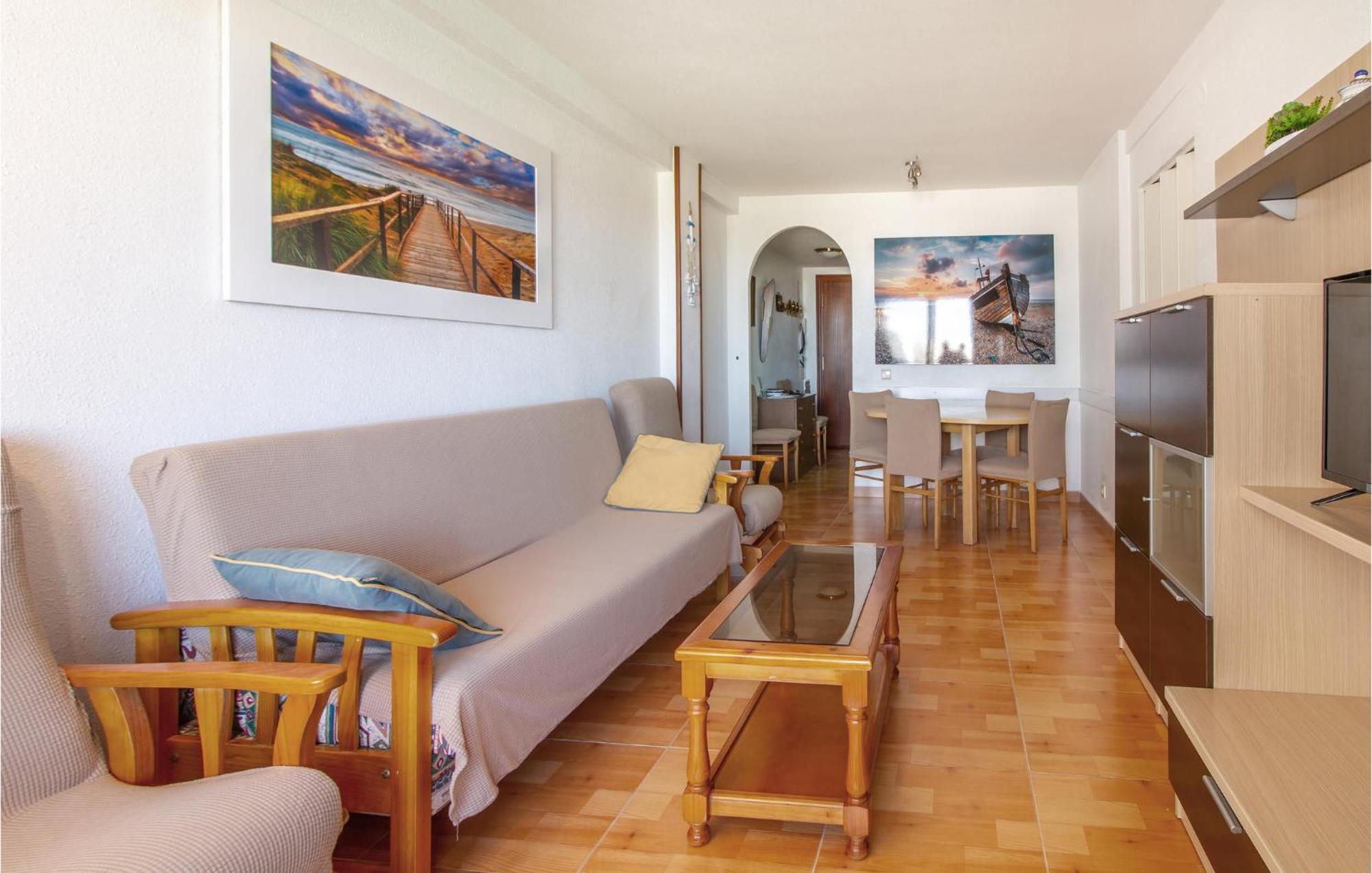 Stunning Apartment In Gandia With Kitchen Buitenkant foto